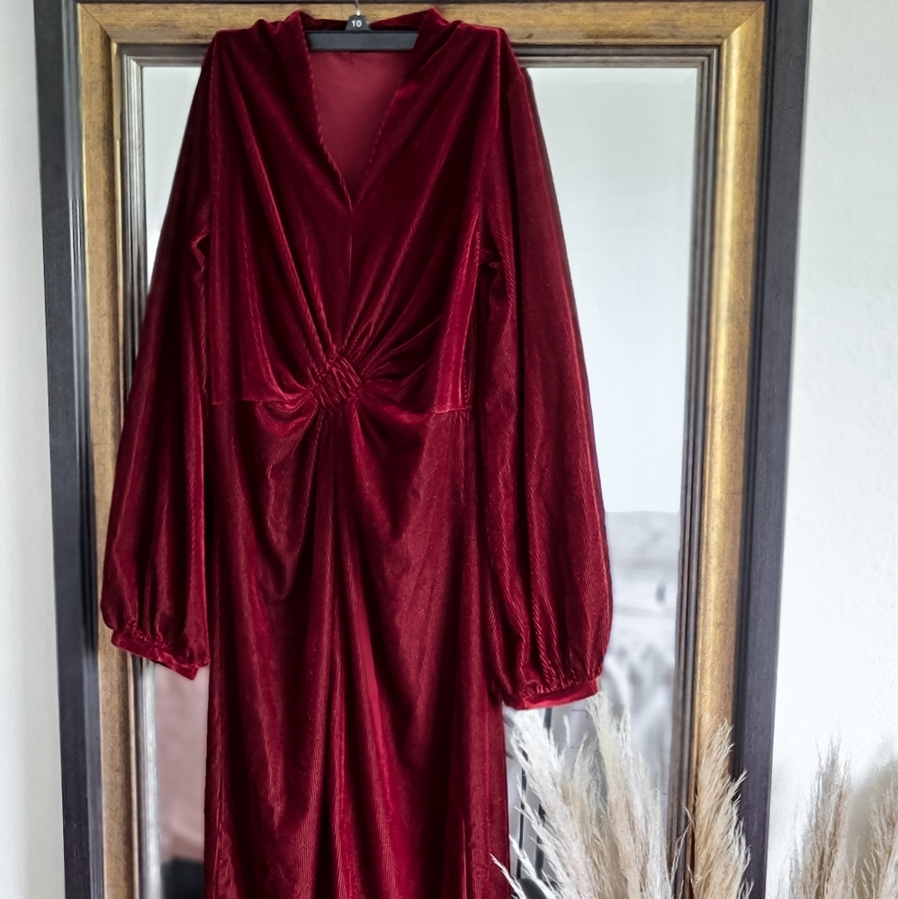 Shein Velvet Balloon Sleeve Dress